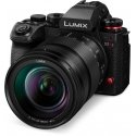„Panasonic Lumix S1IIE“ korpusas + 24–105 mm F/4 „Panasonic Lumix S1IIE“ korpusas + 24–105 mm F/4