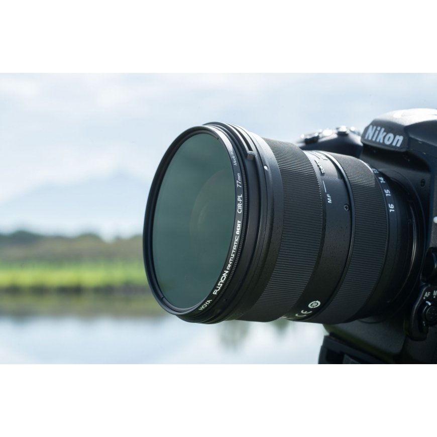 Hoya Fusion Antistatic Next CIR-PL Polarising camera filter 52 mm – 3