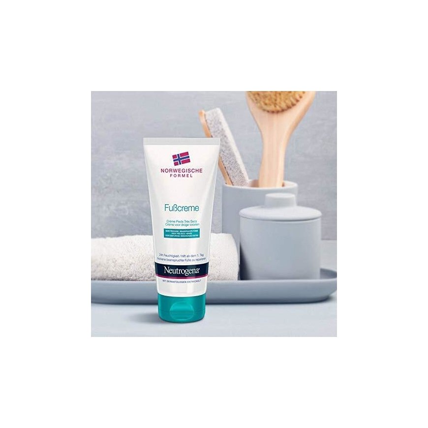Neutrogena Norwegische Formel Fußcreme – Feuchtigkeitsspendende Fußpflege für trockene Füße – 24h Fe – 4