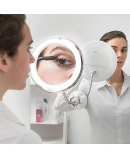 InnovaGoods cosmetic mirror LED magnifying mirror with flexible handle and suction cup