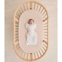 Love To Dream Otulacz Swaddle UP - dydis M - kreminė, króliki ETAP1 - 1 TOG Original Love To Dream Otulacz Swaddle UP - dydis M - kreminė, króliki ETAP1 - 1 TOG Original
