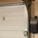 Yale Smart Opener Garage garāžas durvju vēršanas sistēmas piederums Yale Smart Opener Garage garāžas durvju vēršanas sistēmas piederums