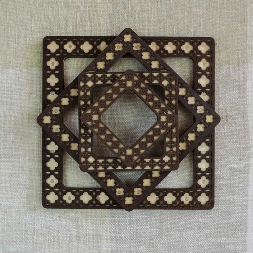 BOBKOVA ANNA FOP, reg. Nr. 2917408480 Žiedas su magnetais 14x14 cm (Wenge) PM-019-1414W