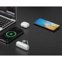 „Rebeltec Powerbank P5 PLUG-IN“ (5000 mAh 10 W) tiesioginis prijungimas prie telefono per USB-C jungtį