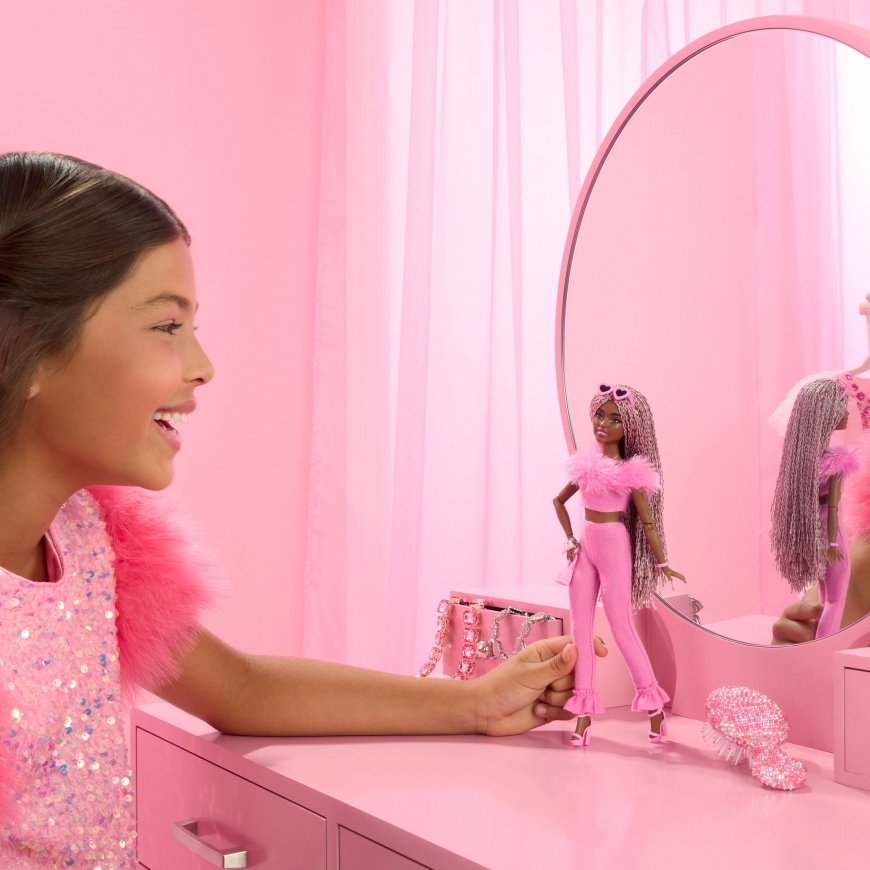 Barbie HYV28 lelle – 3