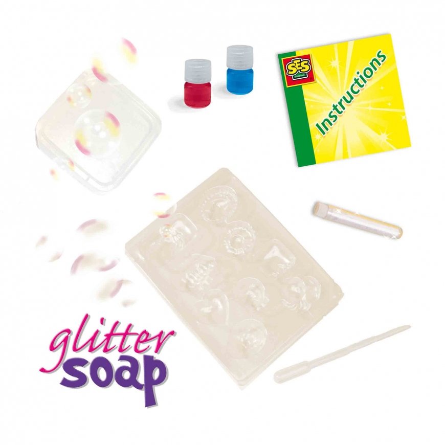 SES Creative Making soaps – 2