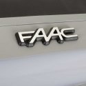 FAAC D1000 FDS garažiukse värava komplekt koos 3 m kaheosalist Kevlarist rööbast. FAAC D1000 FDS garažiukse värava komplekt koos 3 m kaheosalist Kevlarist rööbast.