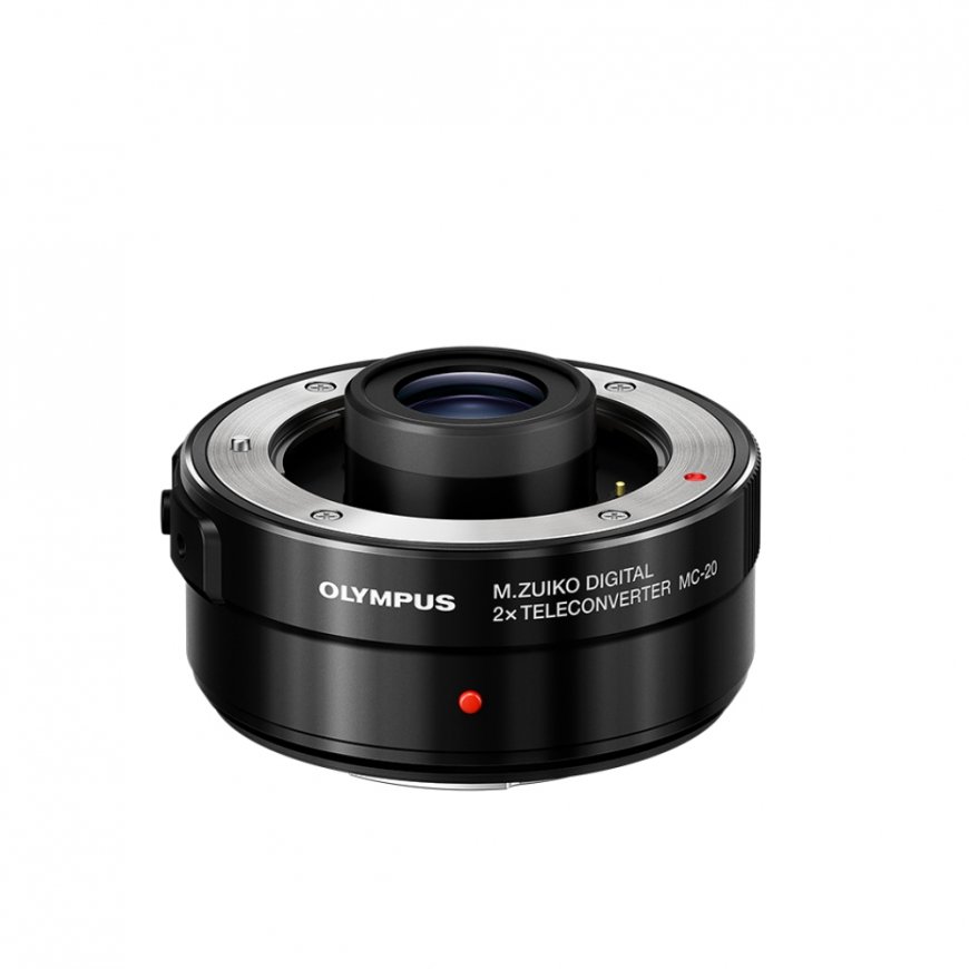 Olympus MC-20 musta