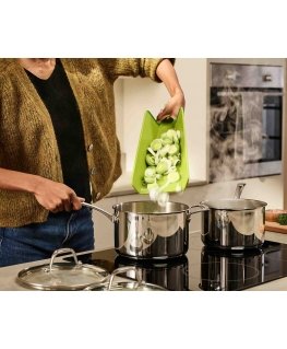 Joseph Joseph Chop2Pot Plus zaļā saliekamā griešanas dēlis
