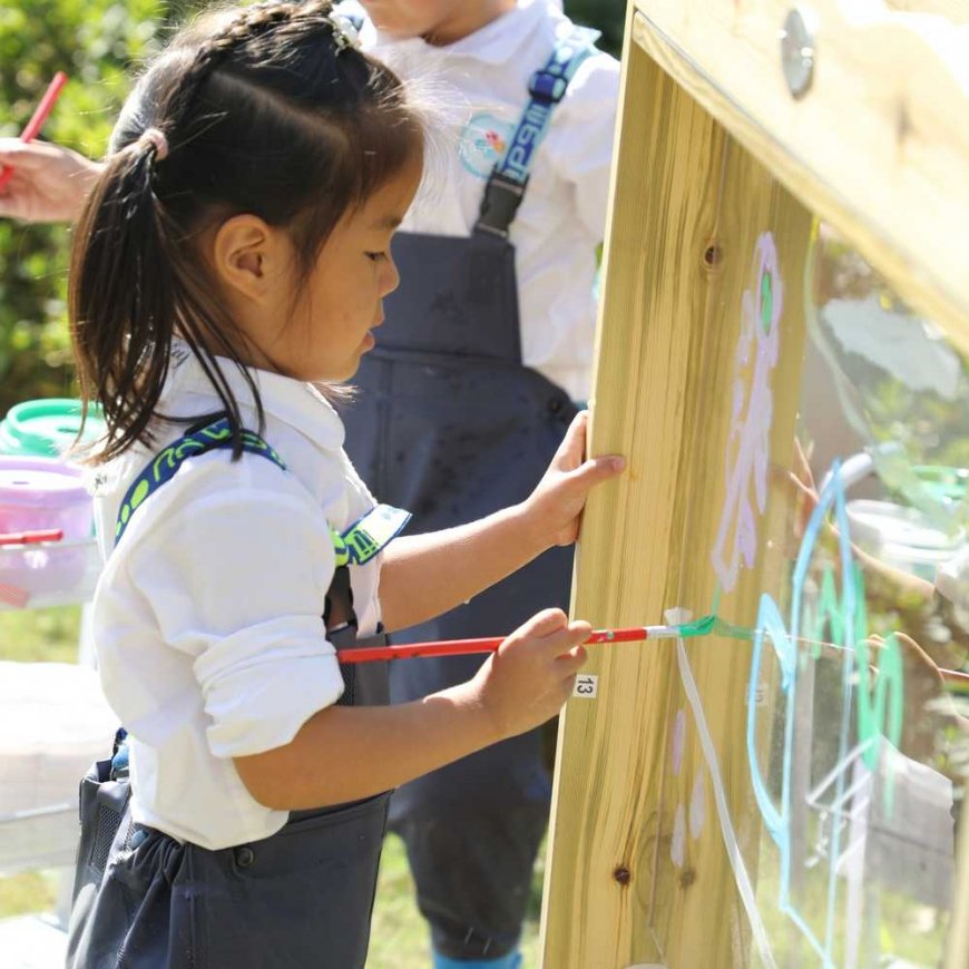 CLASSIC WORLD EDU Double-sided painting easel with water pump – 4