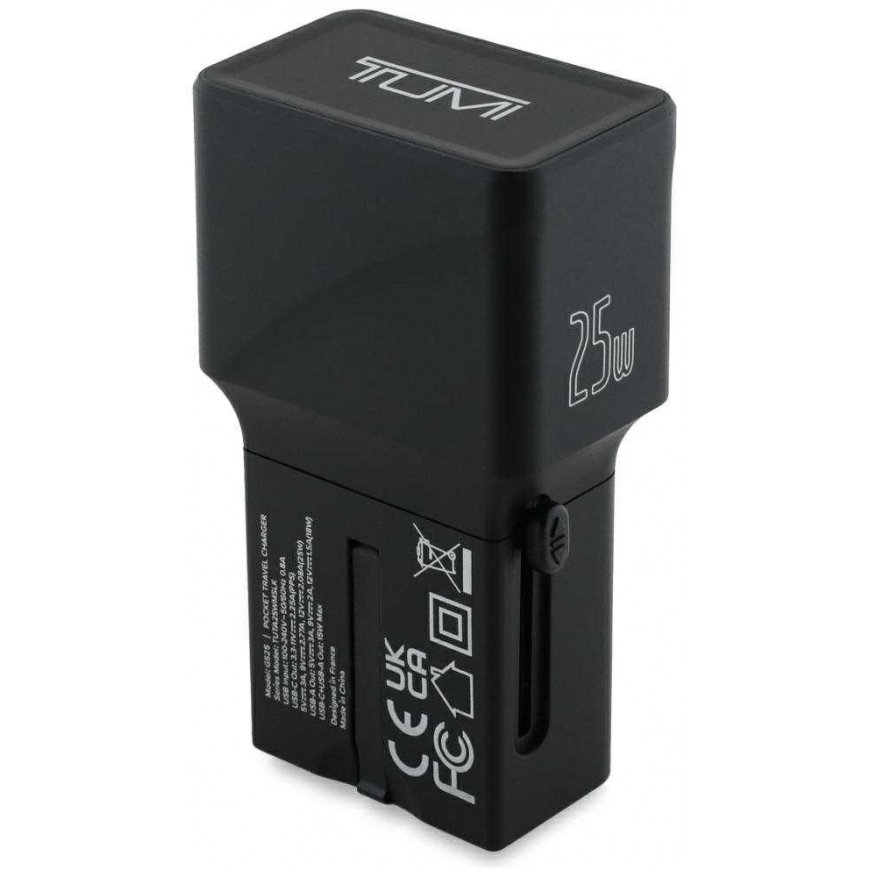 TUMI Travel Adapter 25W USB-C / USB-A Charger + Black USB-C/USB-C Cable – 4