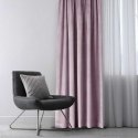 Aizkari VELVET krāsā pūderrozā stilā klasiskā josla materiāls - tekstils aksoms 140x245 AmeliaHome