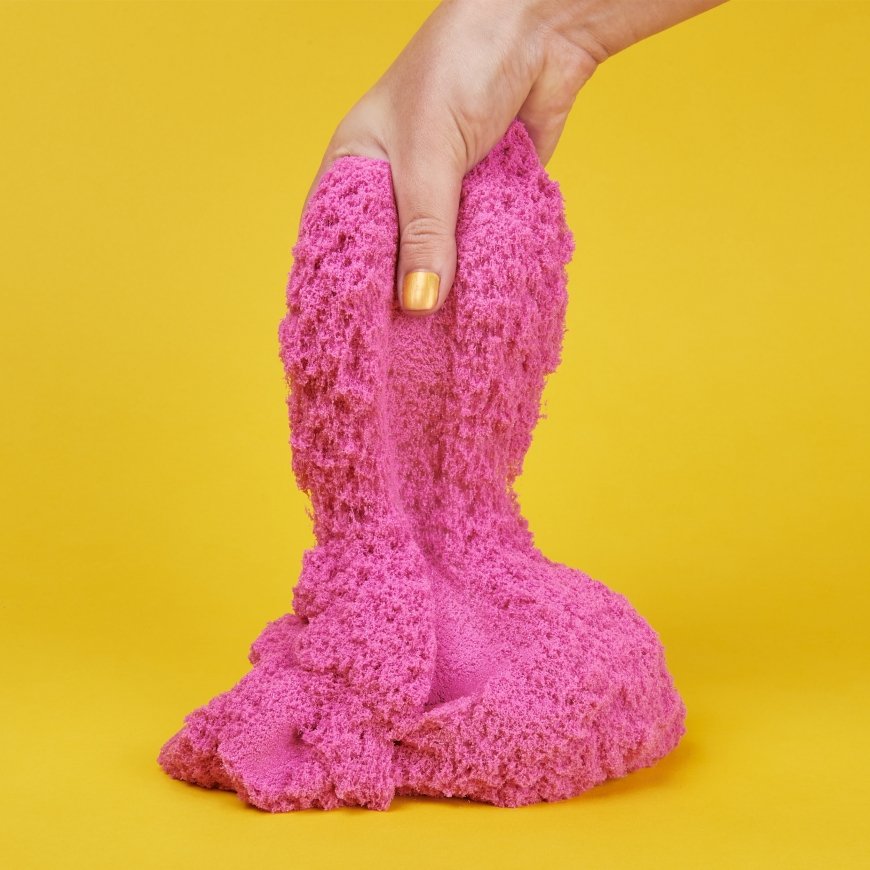 Kinetic Sand , 2lbs Crystal Pink Shimmering Play Sand (Packaging May Vary), Moldable Sensory Toys fo – 4