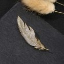 Troli Feather brooch with clear crystals Gold Troli Feather brooch with clear crystals Gold
