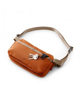Bag Crossbody UNIQ Denver 5L oranssi