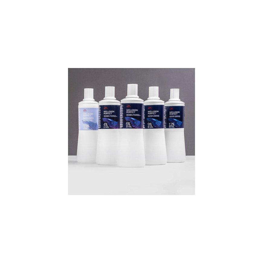 Wella 81646914 juukseid blondeeriv toode – 2