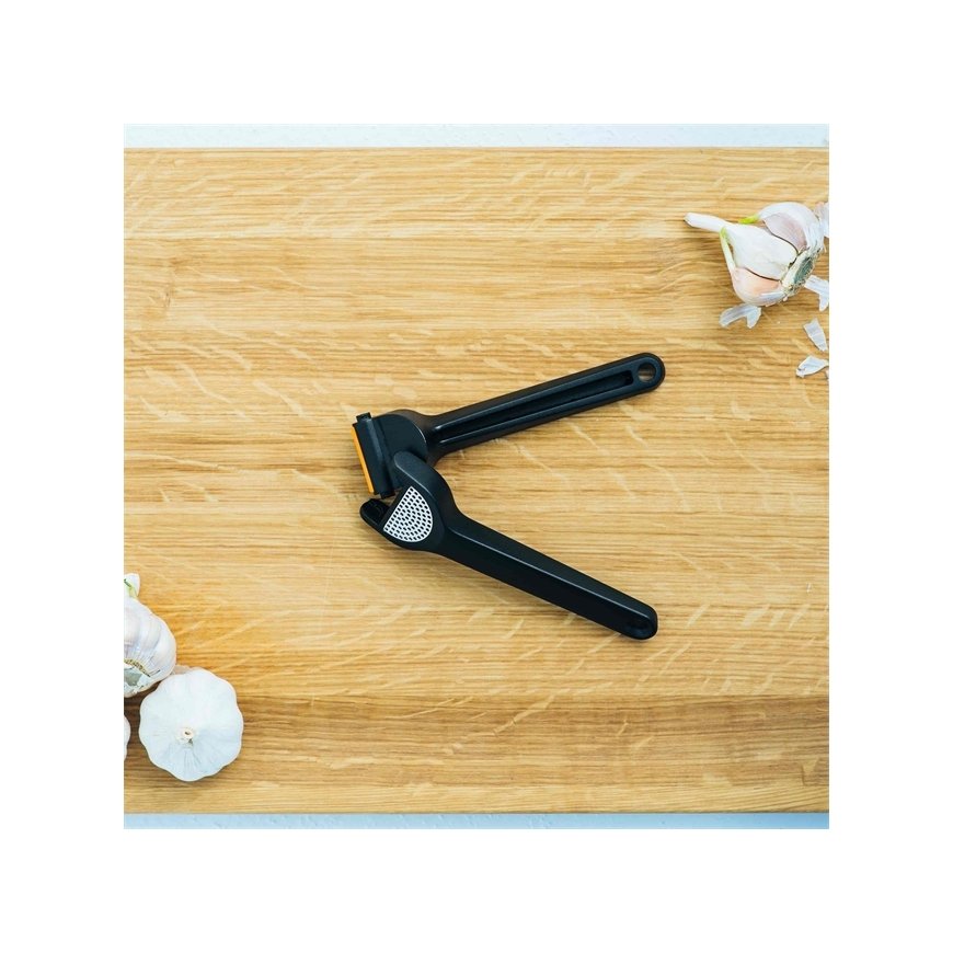 Fiskars 1028361 česnakų spaustukas Rankinis česnakų spaustukas – 5