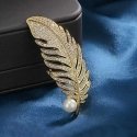 Trolley Brooch, gilded feather with synthetic pearl, gold Trolley Brooch, gilded feather with synthetic pearl, gold
