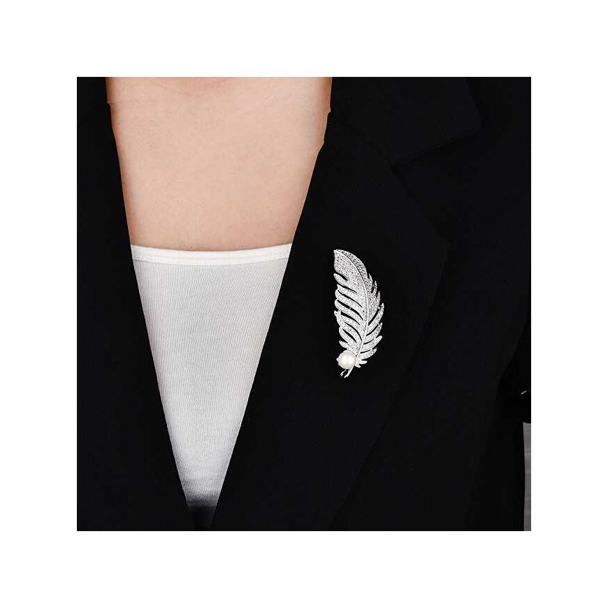Trolley Plunksninė brooch with synthetic pearl, silver – 5