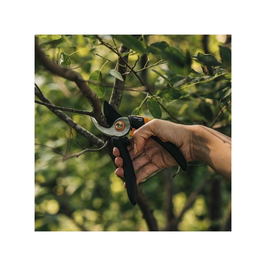 Fiskars Solid M P321 секатор Обводной Черный, Оранжевый – 2