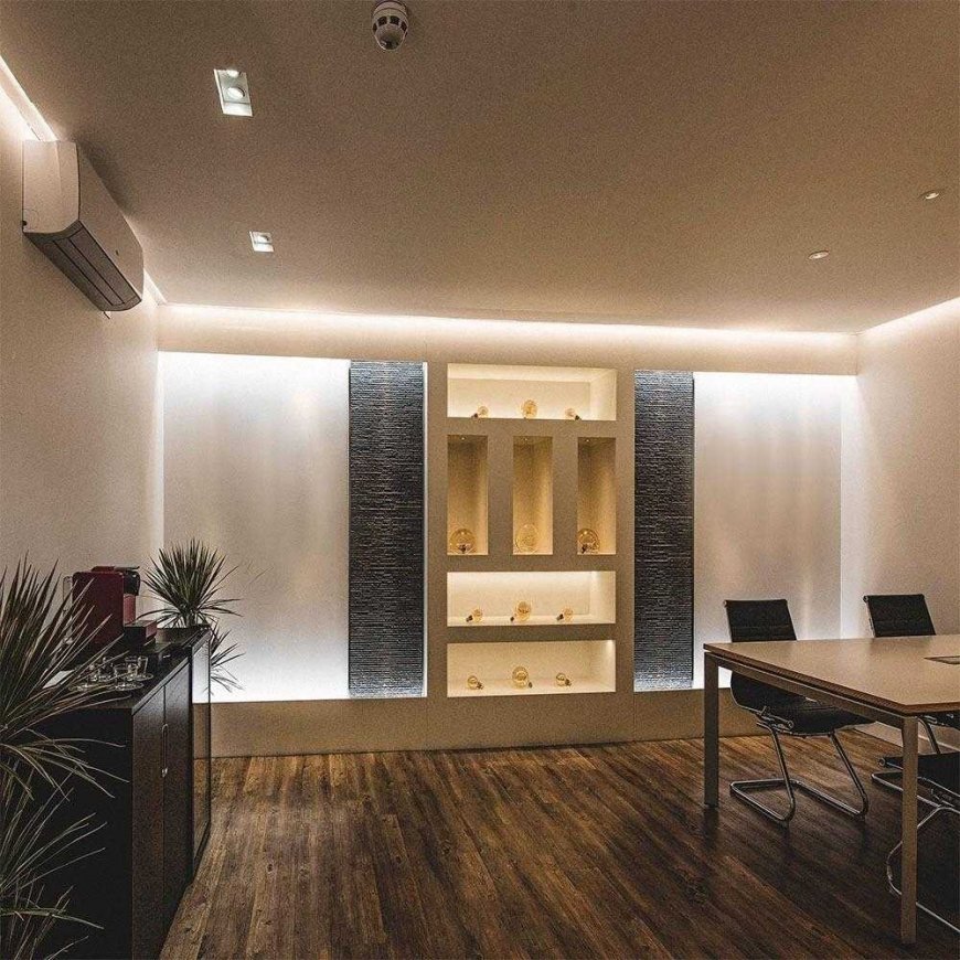 V-tac 8W/m LED strip, 120LED/m, 12V, 4000K, IP65, 5 meters roll – 5