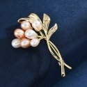 Elegant gold-plated brooch with artificial pearls 'Twig Gold' Elegant gold-plated brooch with artificial pearls 'Twig Gold'