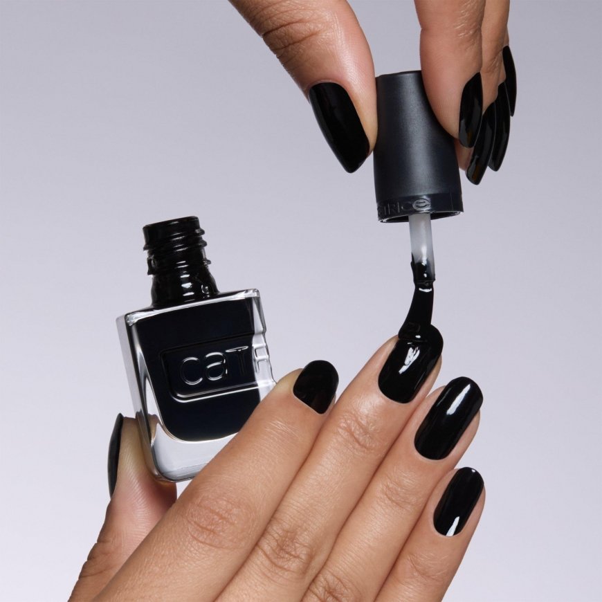 CATRICE GEL AFFAIR kynsilakka musta – 5