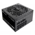 Thermaltake Toughpower Gt virtalähdeyksikkö 750 W 24-pin ATX ATX musta Thermaltake Toughpower Gt virtalähdeyksikkö 750 W 24-pin ATX ATX musta