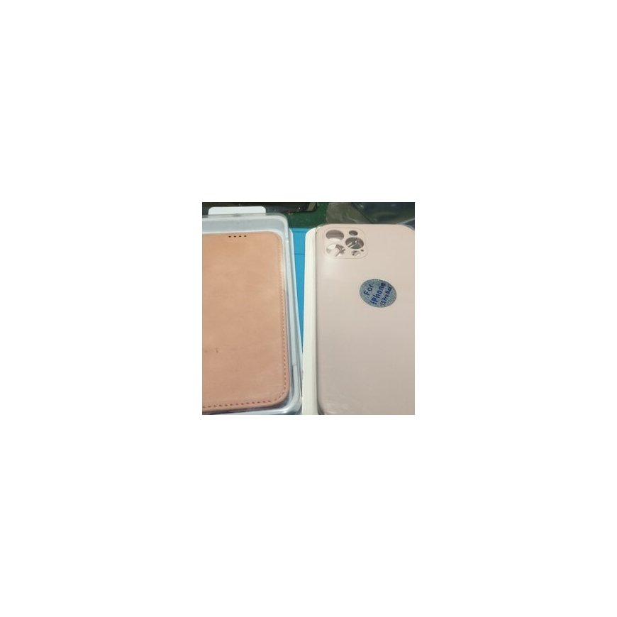 Guess Book 4G Metal Logo Case for iPhone 17 Pro brown – 2