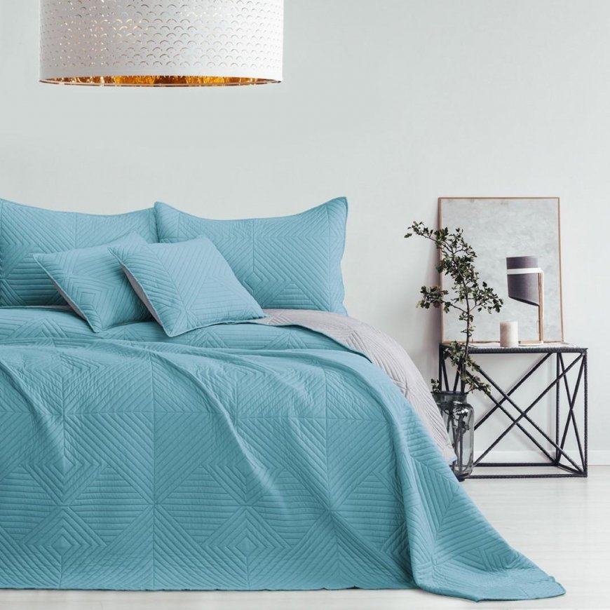 Soft blanket SOFTA blue made of simple fabric type - microfiber textile 170x210 AmeliaHome