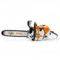 Stihl 0421 600 0053 Leikkikenttä moottorisaha oranssi/harmaa Stihl 0421 600 0053 Leikkikenttä moottorisaha oranssi/harmaa