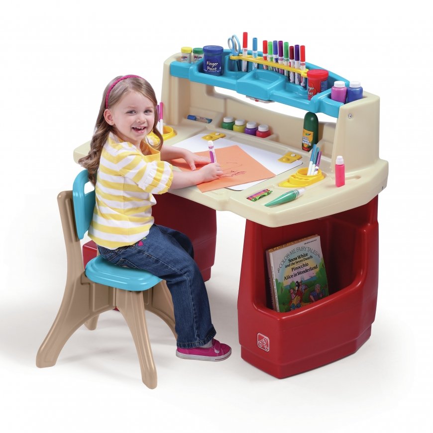 Step2 Deluxe Art Master Desk – 4