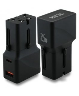 TUMI Smart Power 20W USB-C charger in black