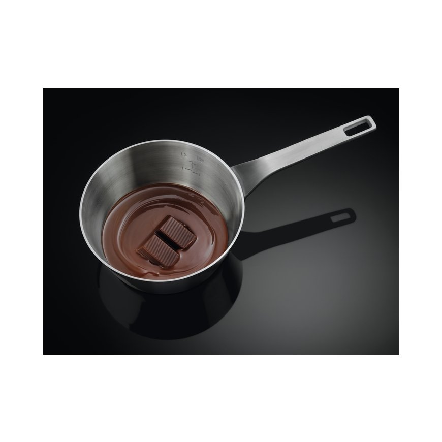 Electrolux EIV9467 Melns Iebūvēts Zonas indukcijas plīts 6 zone(s) – 3