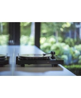 Pro-Ject JukeBox E1 + OM5e turntable, all-in-one / Plug and Play system with Bluetooth, piano black