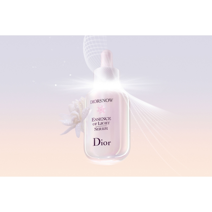 Dior Diorsnow Essence of Light Näoseerum 30 ml Naised – 2