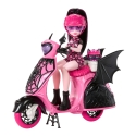 Monster High Vamptastic Scooter Draculaura Doll and Vehicle Set with Count Fabulous Pet Monster High Vamptastic Scooter Draculaura Doll and Vehicle Set with Count Fabulous Pet