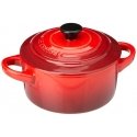 Le Creuset akmens masės indų rinkinys iš 4 smulkių troškintuvų 10x5cm ugnikalnio.