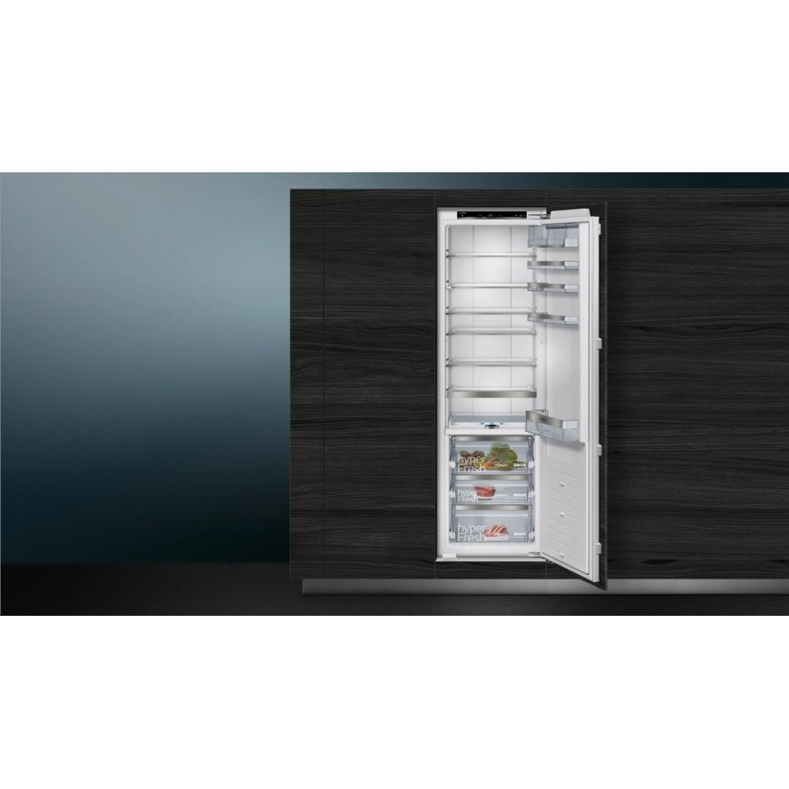Siemens iQ700 KI81FPDE0 külmkapp Sisseehitatud 289 l E – 2
