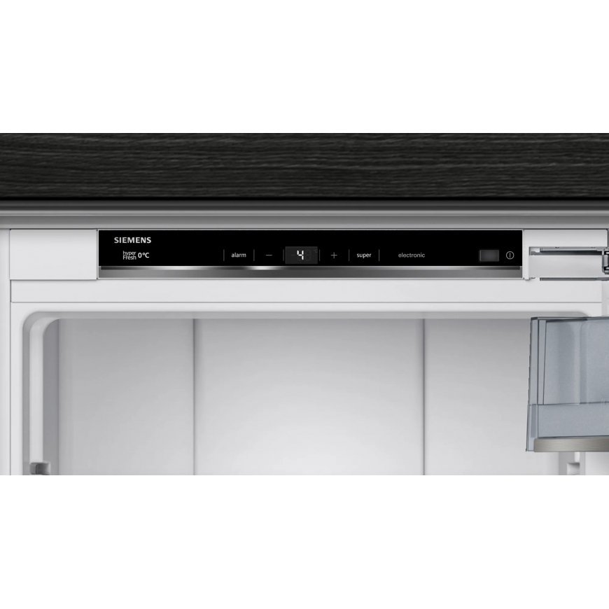 Siemens iQ700 KI81FPDE0 fridge Built-in 289 L E – 3