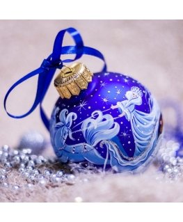 Tiny Love Creations Pamiņķējošā bumbiņa - Ziemassvētku bumba