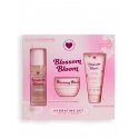 Revolution Make Up I HEART REVOLUTION MISTING YOU KEHA HIGISTE 4 tk Revolution Make Up I HEART REVOLUTION MISTING YOU KEHA HIGISTE 4 tk