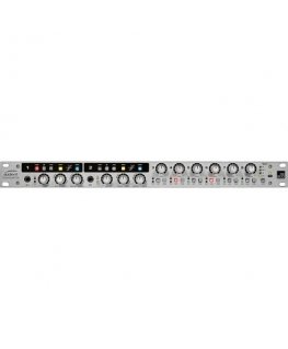 Black Lion Audio „Juodas Lion B12A Quad“ – 4-kanaline mikrofonivõimendi