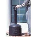 Justrite väline popielniczka zewnėrine miejska stabiliam pagrinde talpa 15L diamentro 42cm aukštis 98cm balta