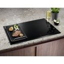 Electrolux Serie 700 EIS82453 Must Sisseehitatud 80 cm Tsooniga induktsioonplaat 4 tsoon(id)