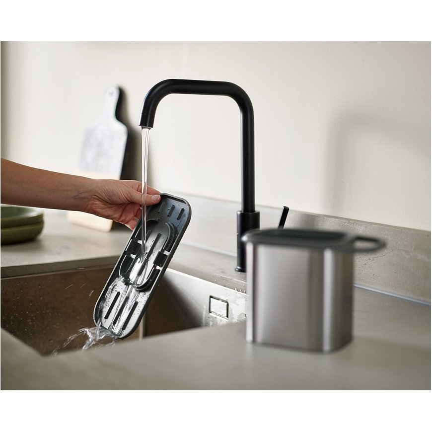 Joseph Joseph Duo hopea 851681 – 2