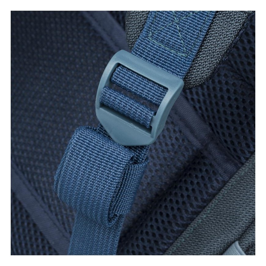 Rivacase 8460 43.2 cm (17") Backpack case – 5