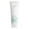 Wella NUTRICURLS Detangling Conditioner skirtas garbanotiems ir banguotiems plaukams 250 ml Wella NUTRICURLS Detangling Conditioner skirtas garbanotiems ir banguotiems plaukams 250 ml