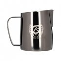 Barista Space - 450 ml vaalea musta maitokannu 2.0 Barista Space - 450 ml vaalea musta maitokannu 2.0