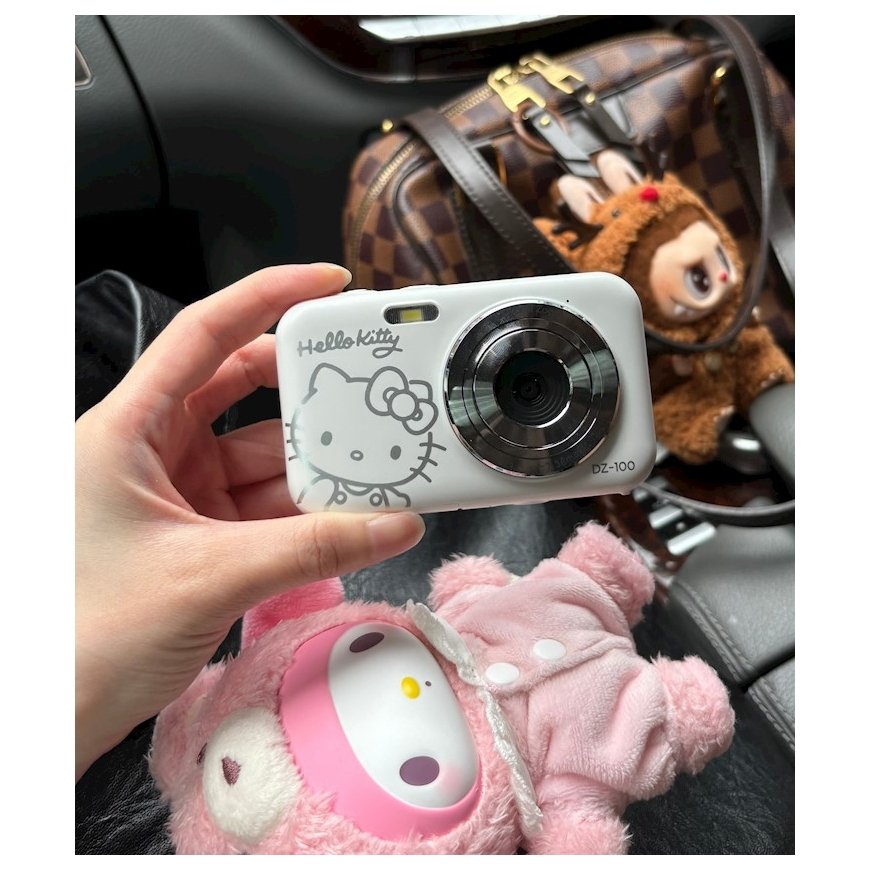 YASHICA DigiPix 100 (Sudraba)
